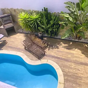 https://exclusiva-villa-de-lujo.in-canary-islands.com