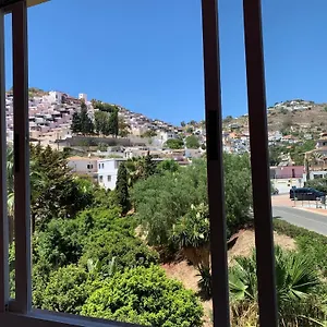 Acogedor Con 3 Piscinas En Primera Linea De Playa Apartamento